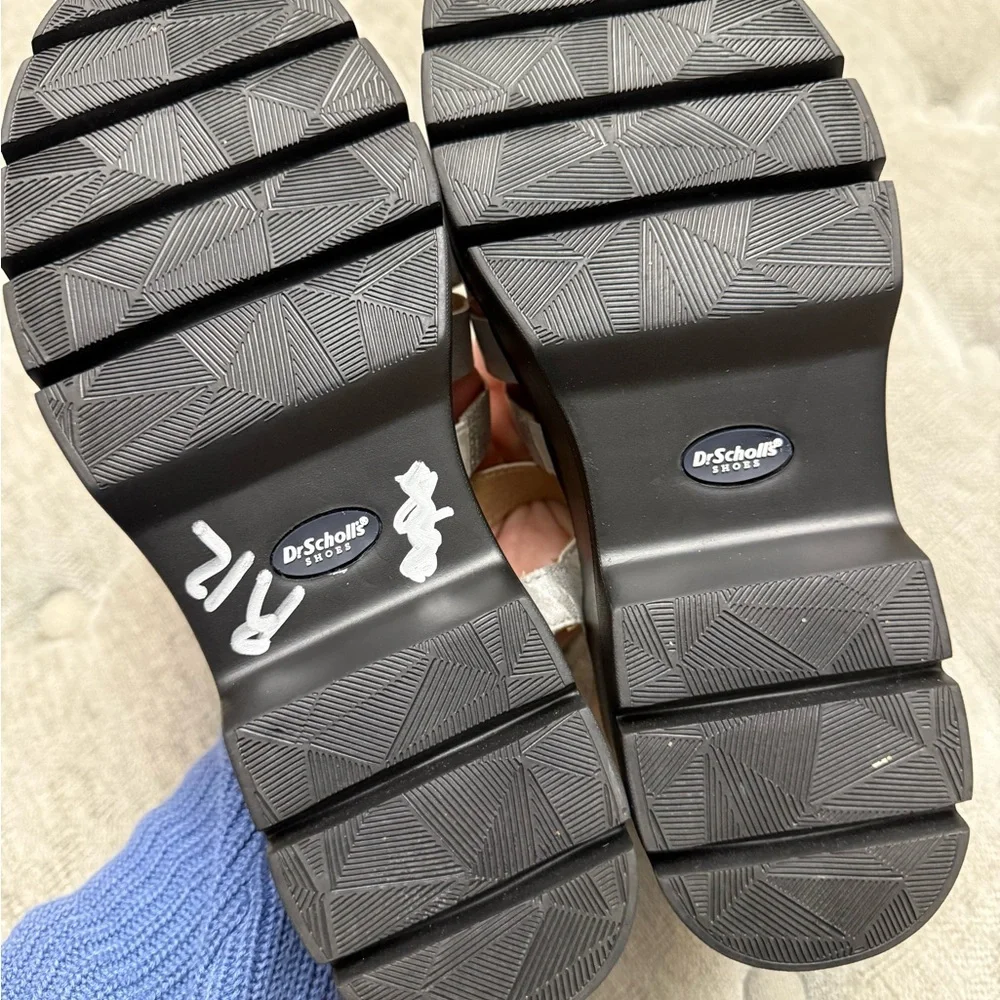 DR. SCHOLL’S Check It Out Platform Sandals Silver and Black Chunky Lug Sole Sz 8